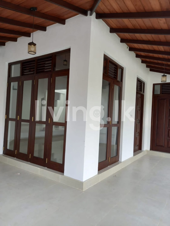 House for sale gampaha