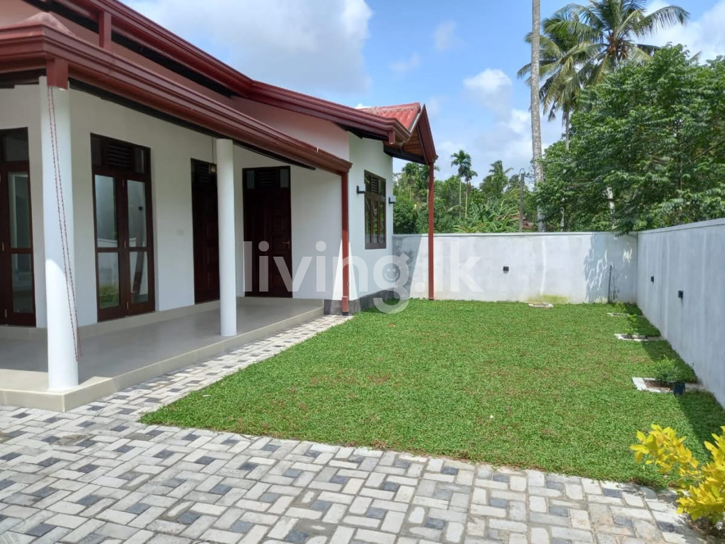 House for sale gampaha