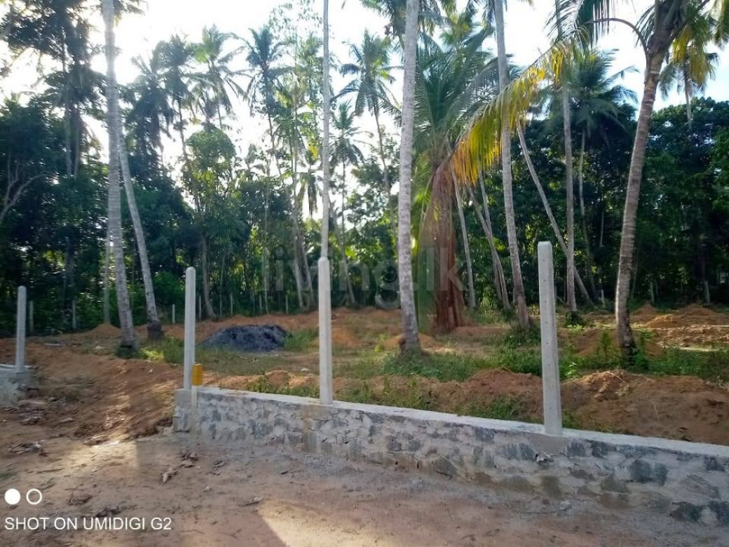 Gampaha Kudagammana Land for sale for Residential